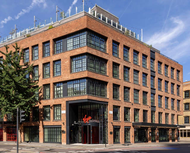 London // Exterior